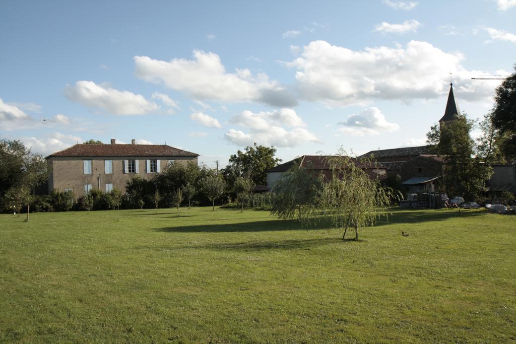 Gites De Lez Laguepie Exterior photo