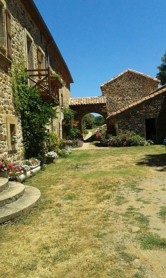 Gites De Lez Laguepie Exterior photo